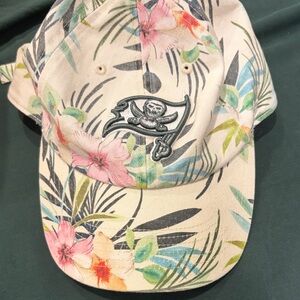 Tampa Bay Buccaneers Floral Tropical Cap